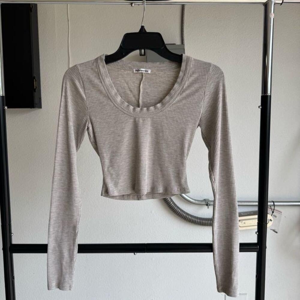 Reformation Cropped Top Women's Gray Ribbed Knit Cozy Scoop Neck Long Sleeve